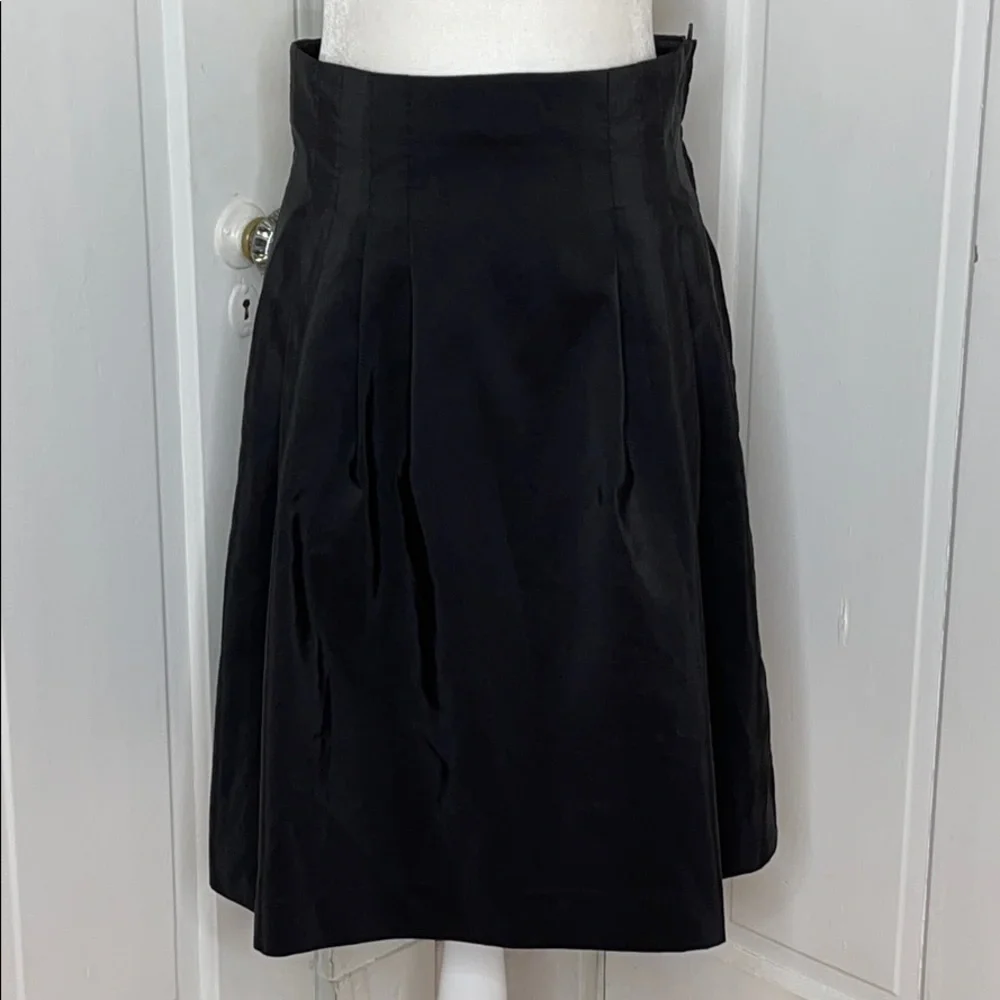 H&M•SKIRT - Picture 1 of 7